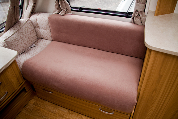 Caravan Seat Covers Jonic Uk - Stretch Covers For Touring Caravan Seats